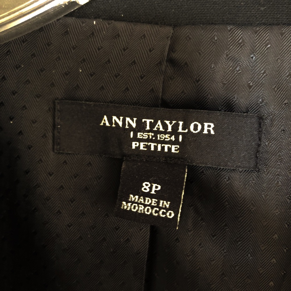 Ann Taylor black suit jacket/blazer - Picture 2 of 4